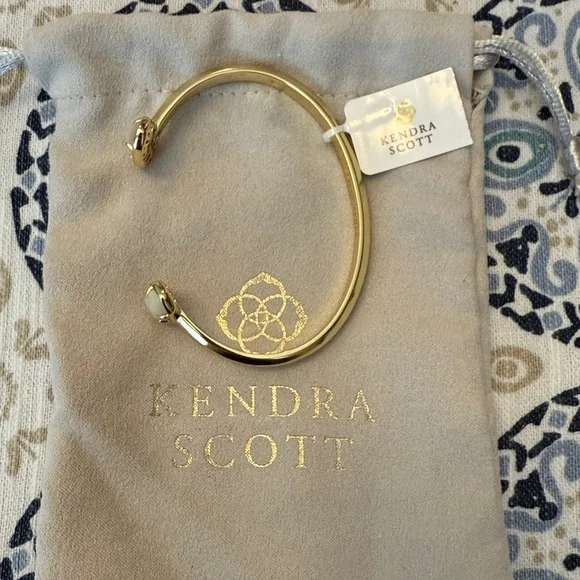 Kendra Scott Elton Gold Ivory Cuff Bracelet - Picture 5 of 10